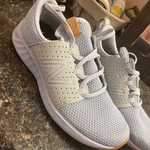 New balance shoes